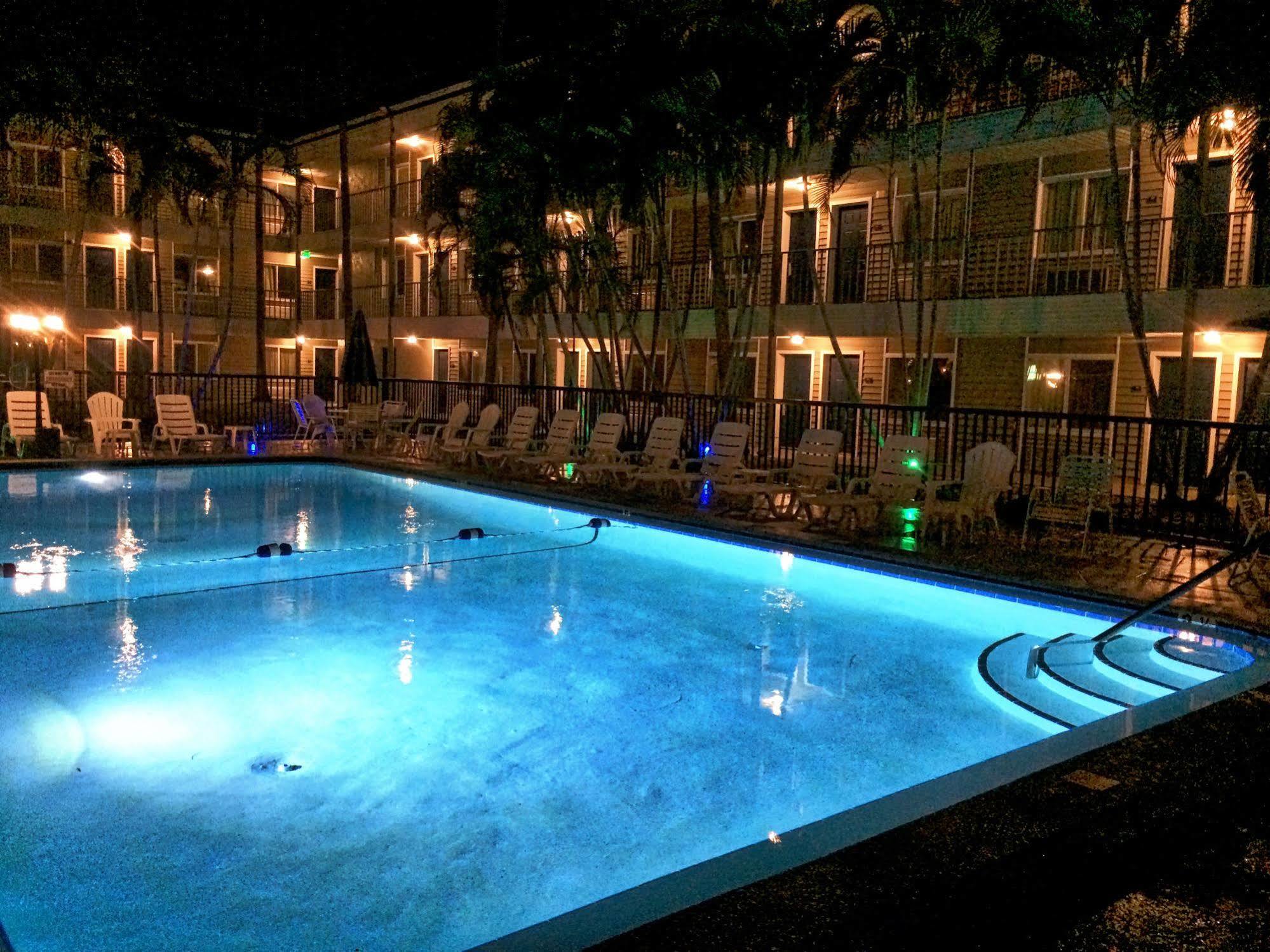 Lantern Inn & Suites - Sarasota megye Kültér fotó