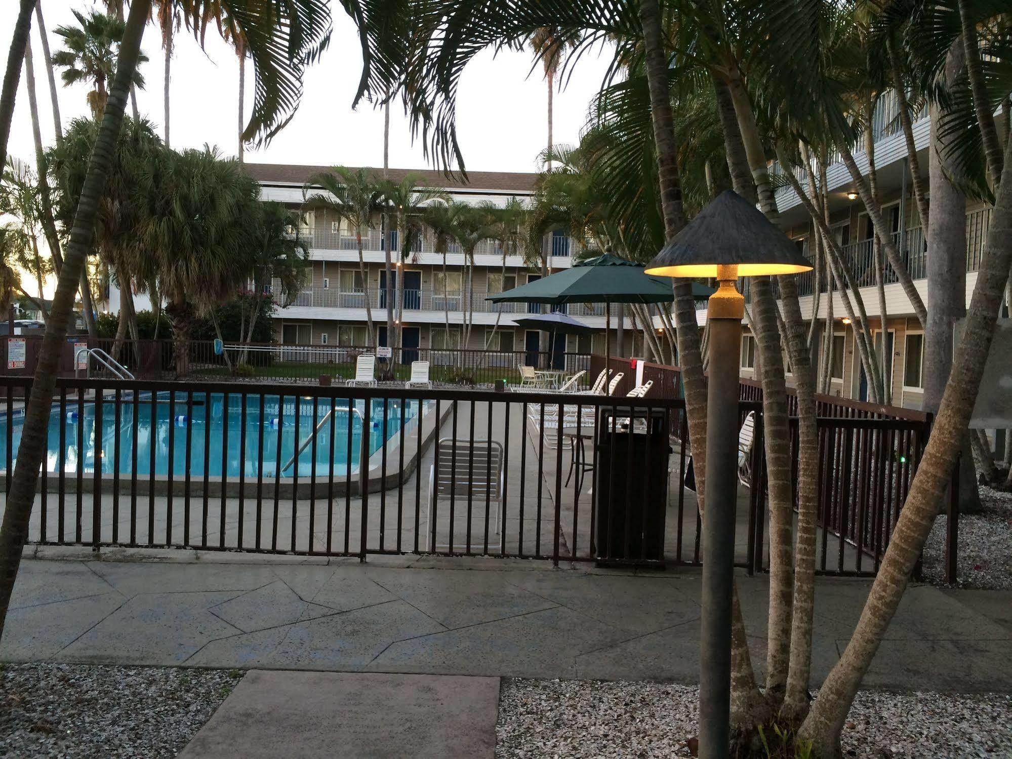 Lantern Inn & Suites - Sarasota megye Kültér fotó